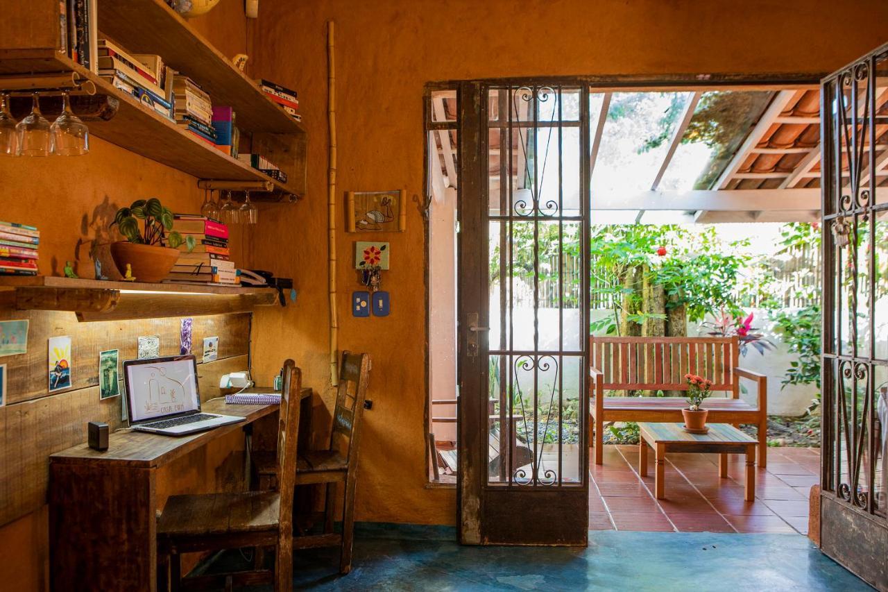 Casa Ewa - Hospedaria Acomodação com café da manhã  *